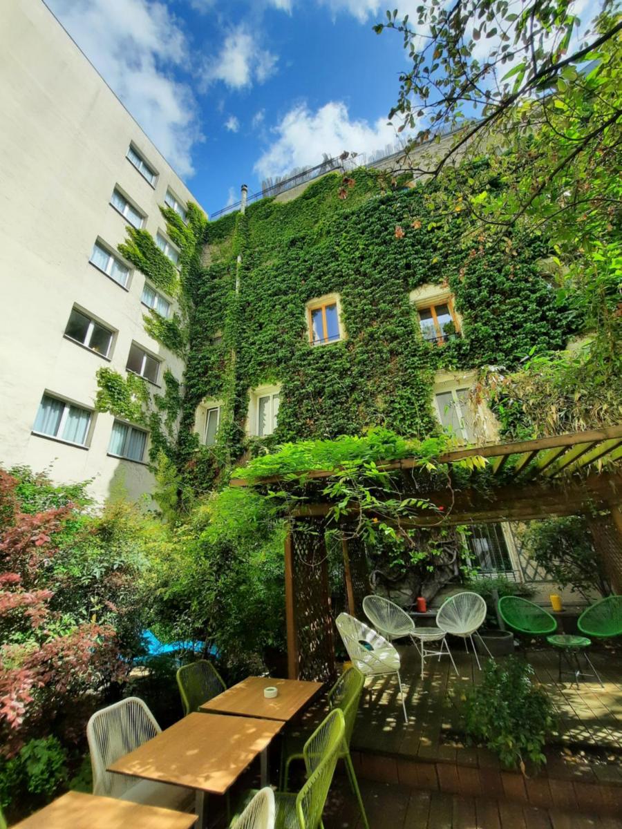 Hotel Paris Louis Blanc - Housity
