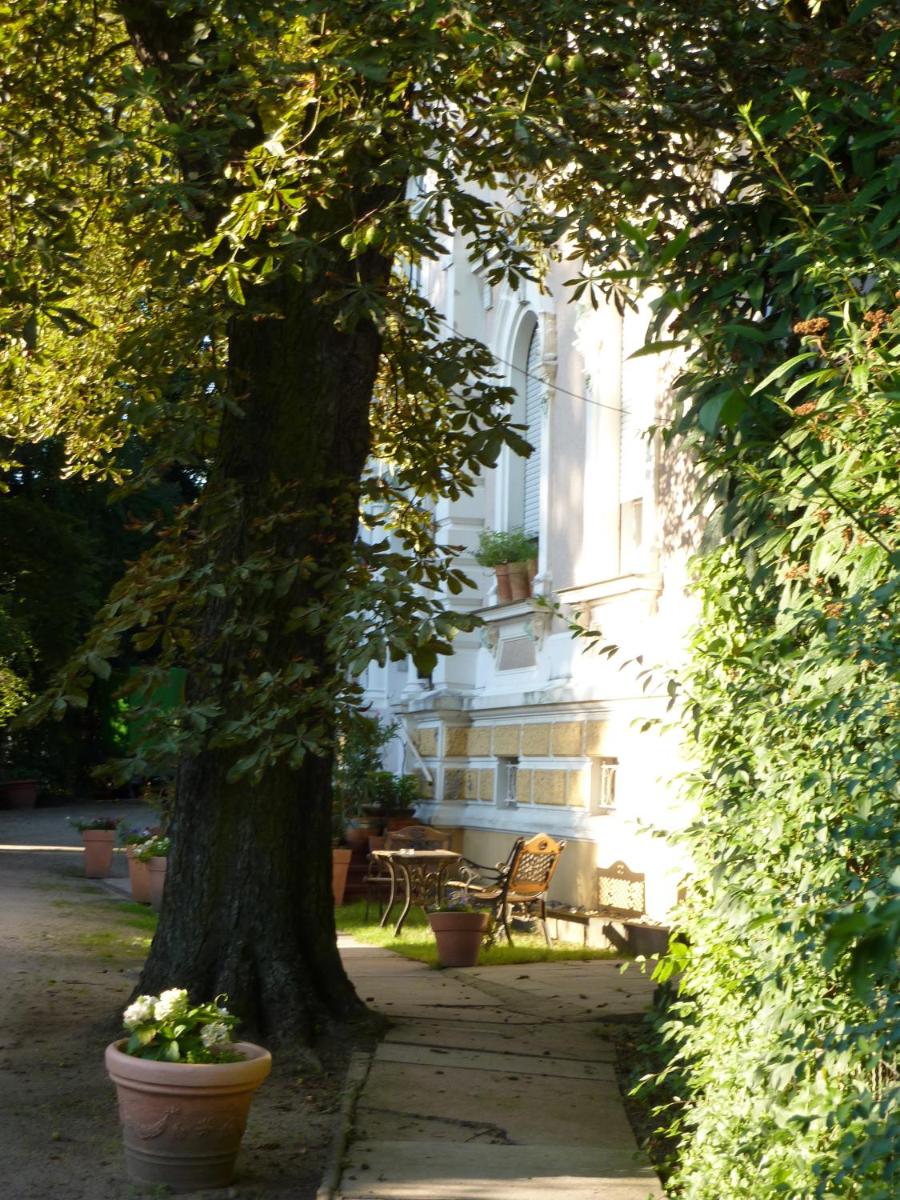 Hotel Waldfriede - Housity