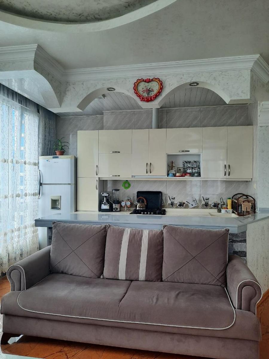 Iza's Apartment - Housity