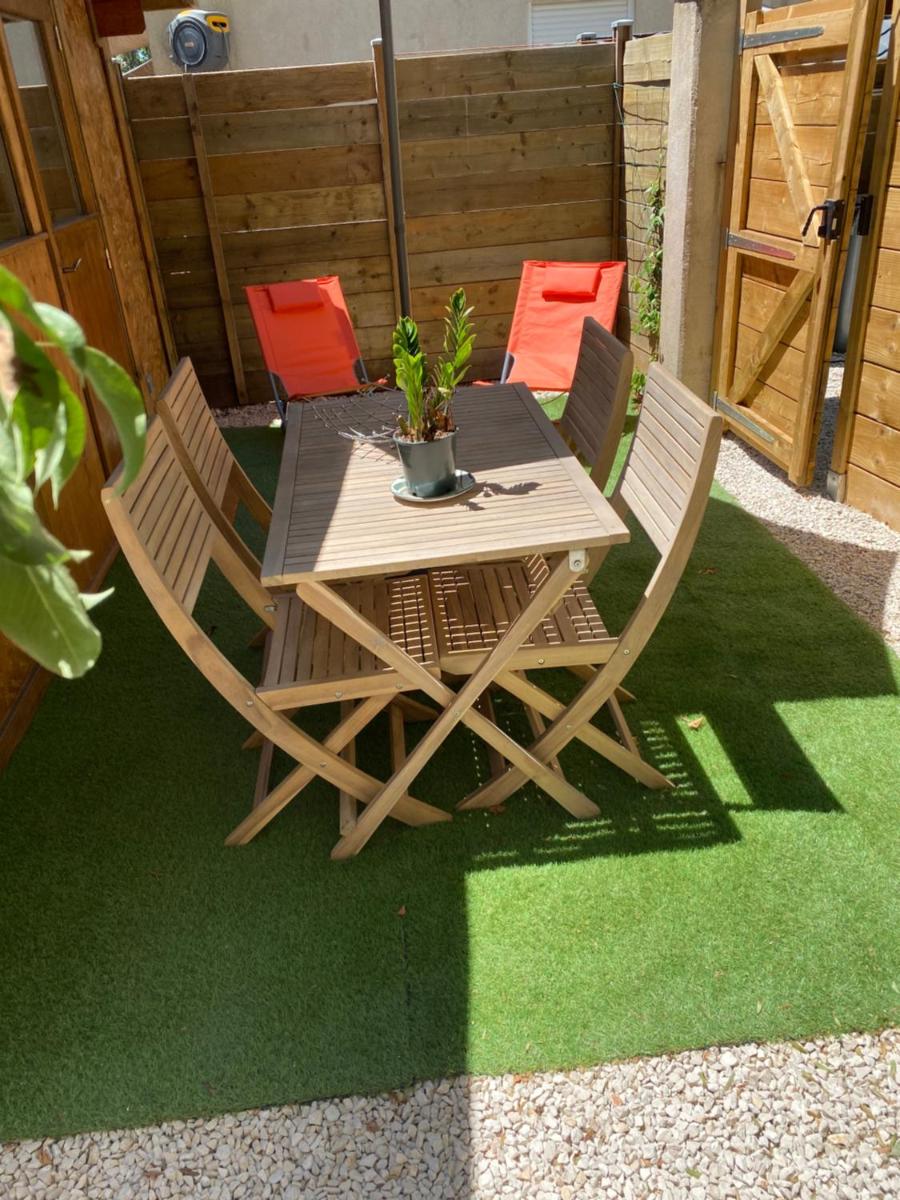 Suitetrails - Petite Maison en ville avec jardin proche des plages