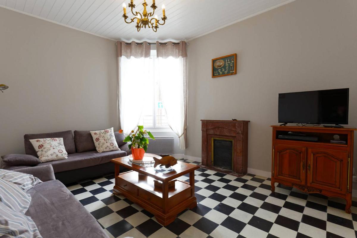 Le cachet d’une maison de centre-bourg à Beauvoir-sur-Mer - Housity