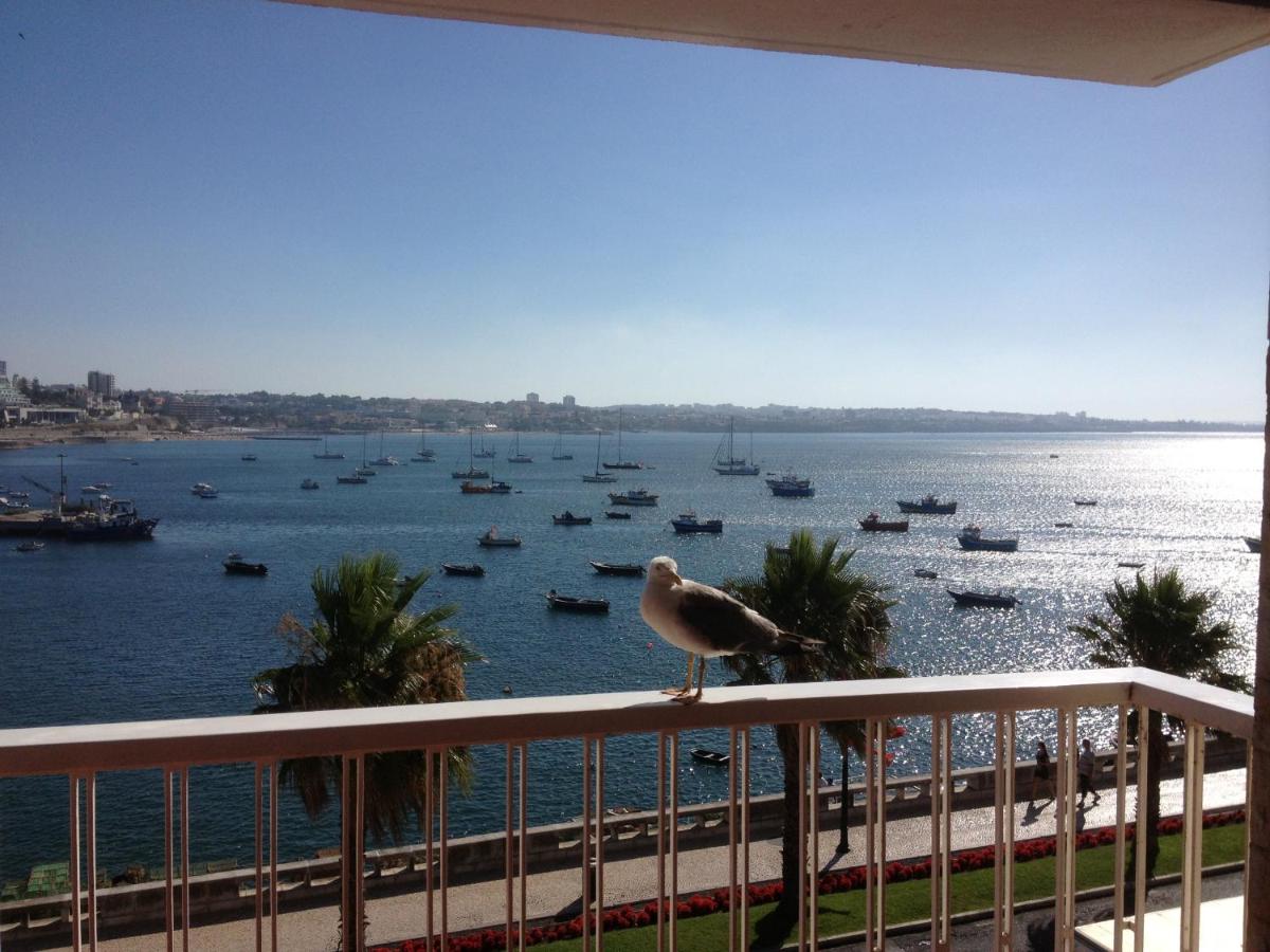 Remarkable view over Cascais Bay - Housity