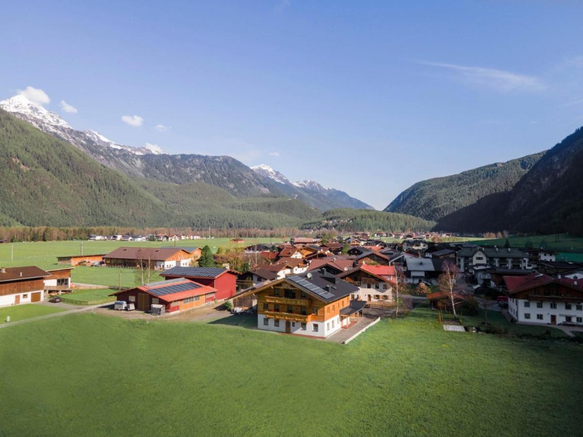 Apart-Hoamatgfühl - Housity