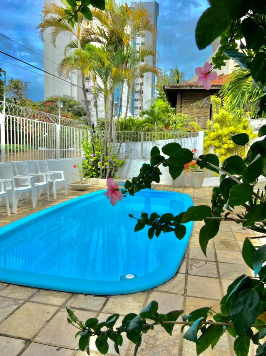 Pousada Flor de Ponta Negra - Housity