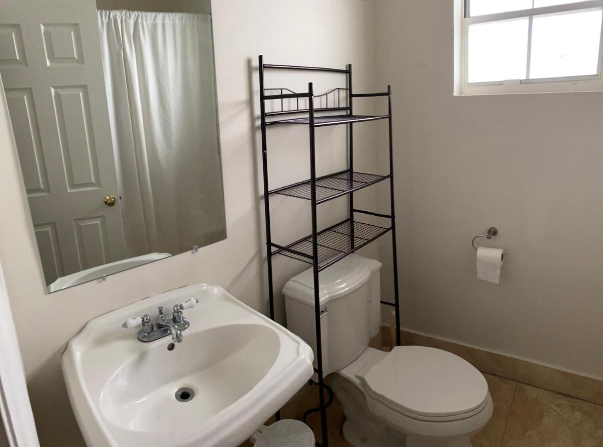 One room Miami 1 - Housity