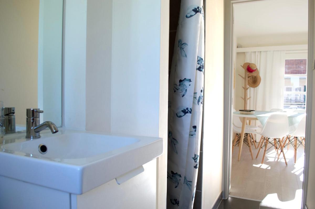 Suitetrails - Sunny apartment in residential park - De Haan