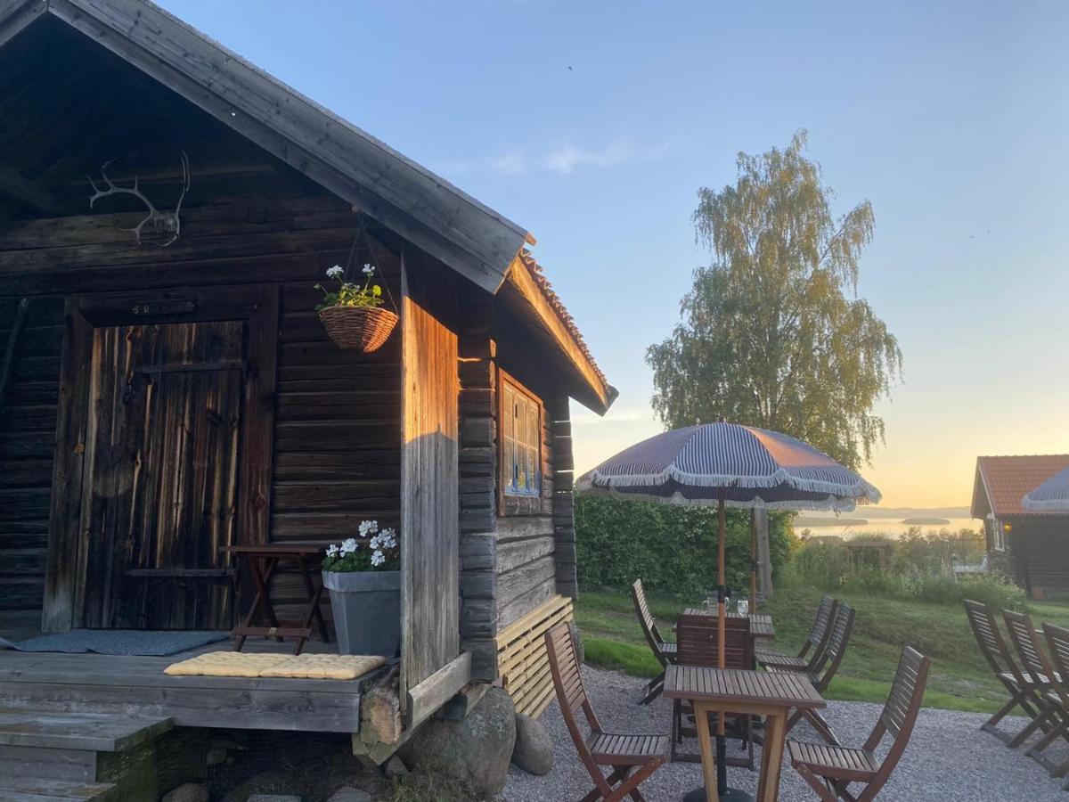 Villa Klockarbo - Stugor - Cabins - Housity