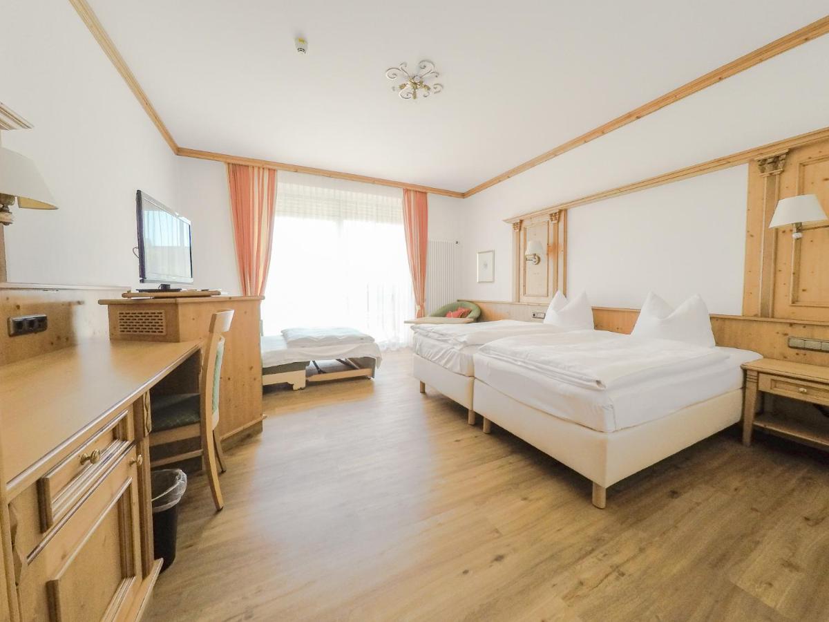 Glasl's Landhotel - Housity