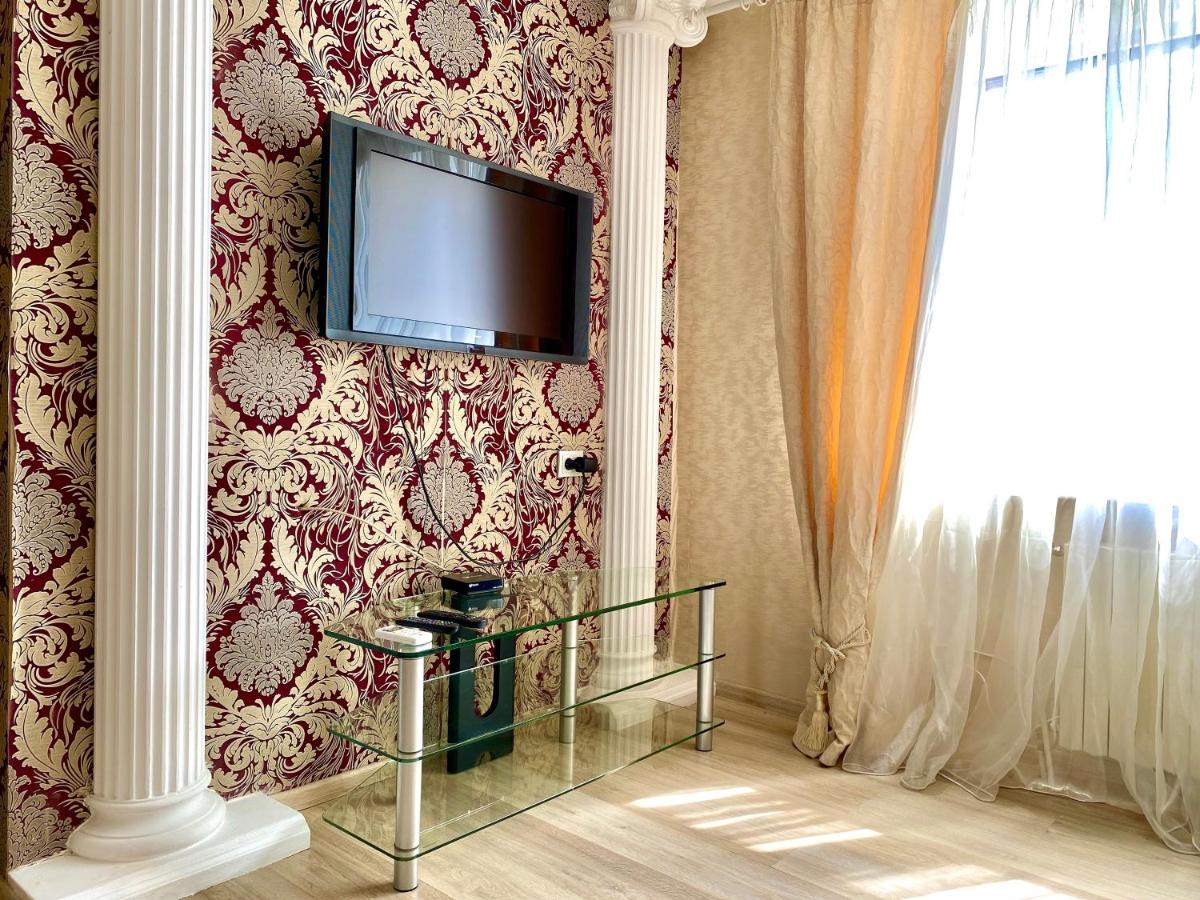 ApartPoltava ЕЛЕГАНТНА квартира в новобудові,біля КАШТАНОВОЇ АЛЕЇ, центр міста, звітна документація - Housity