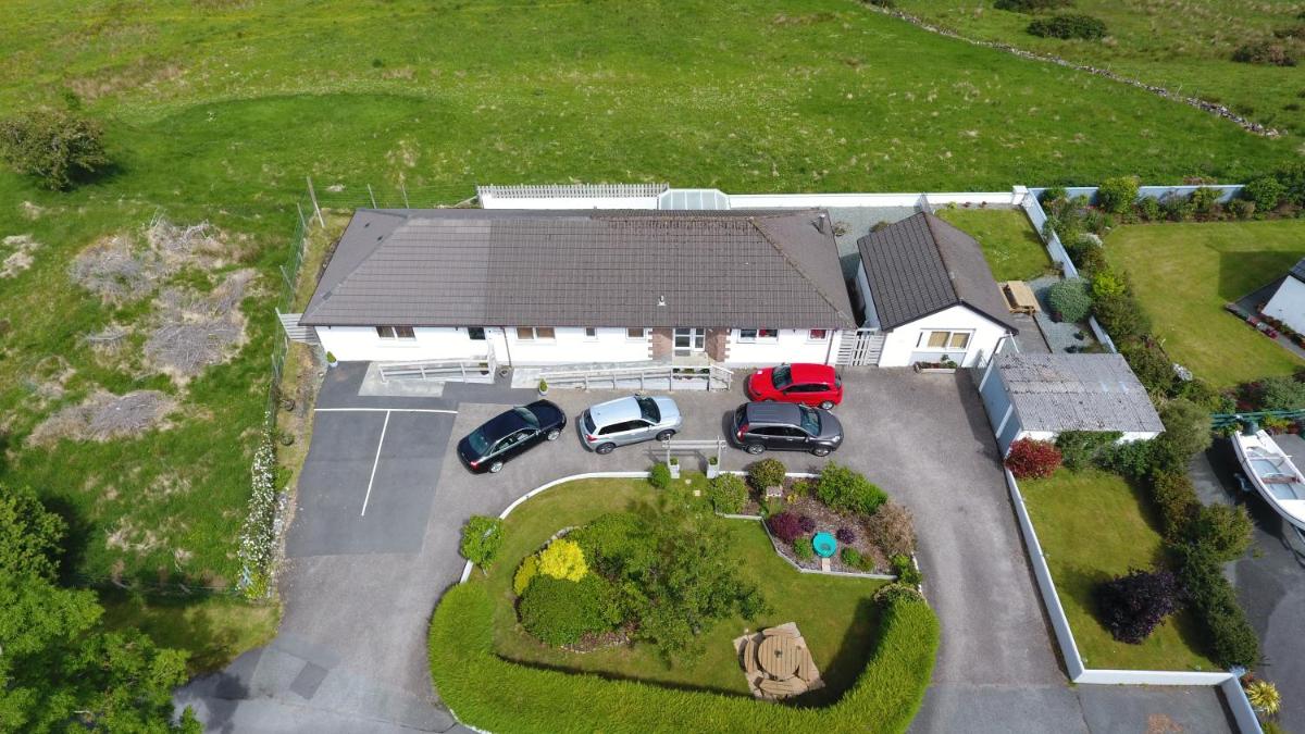 Air Leth Bed & Breakfast - Housity