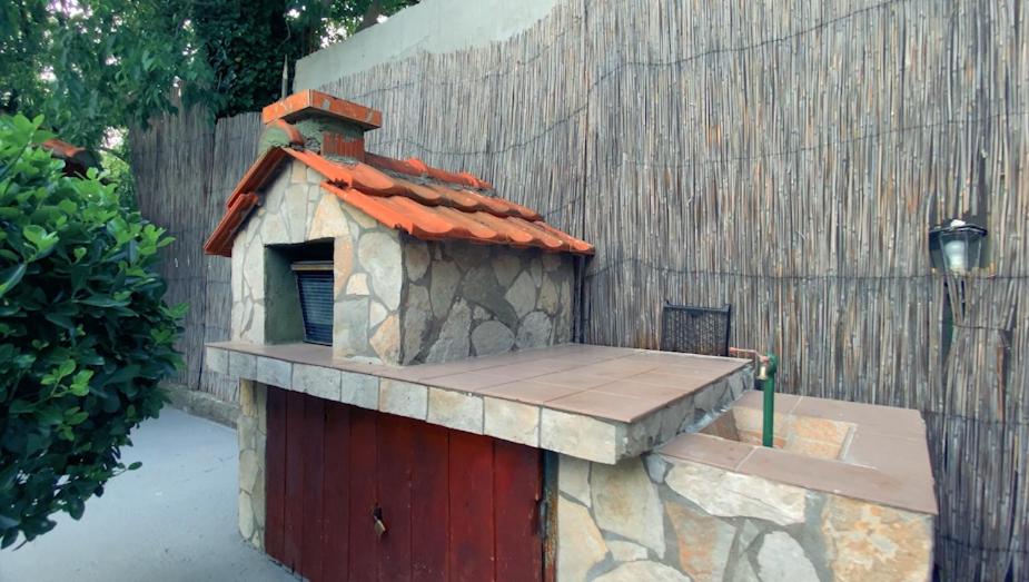 Skadar Lake House - Housity