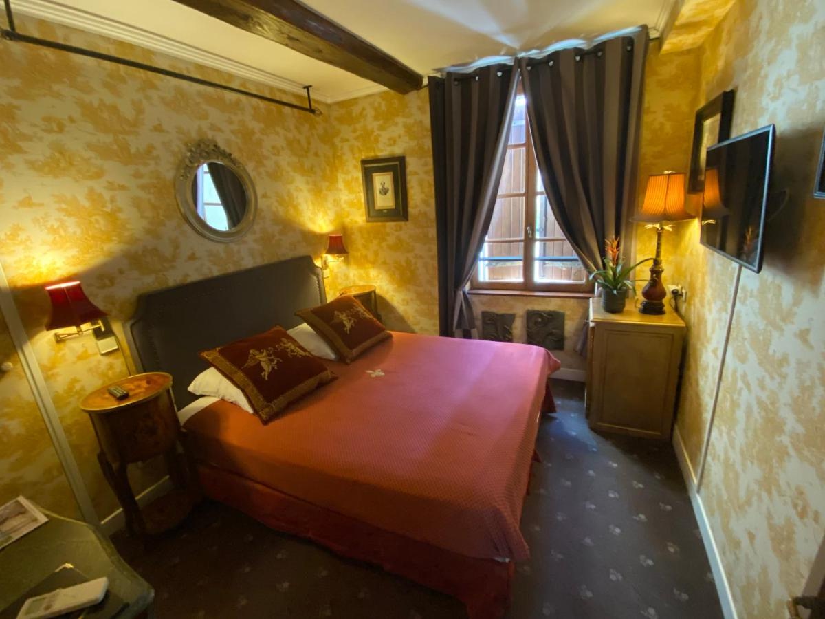 Hotel Le Saint Laurent - Housity
