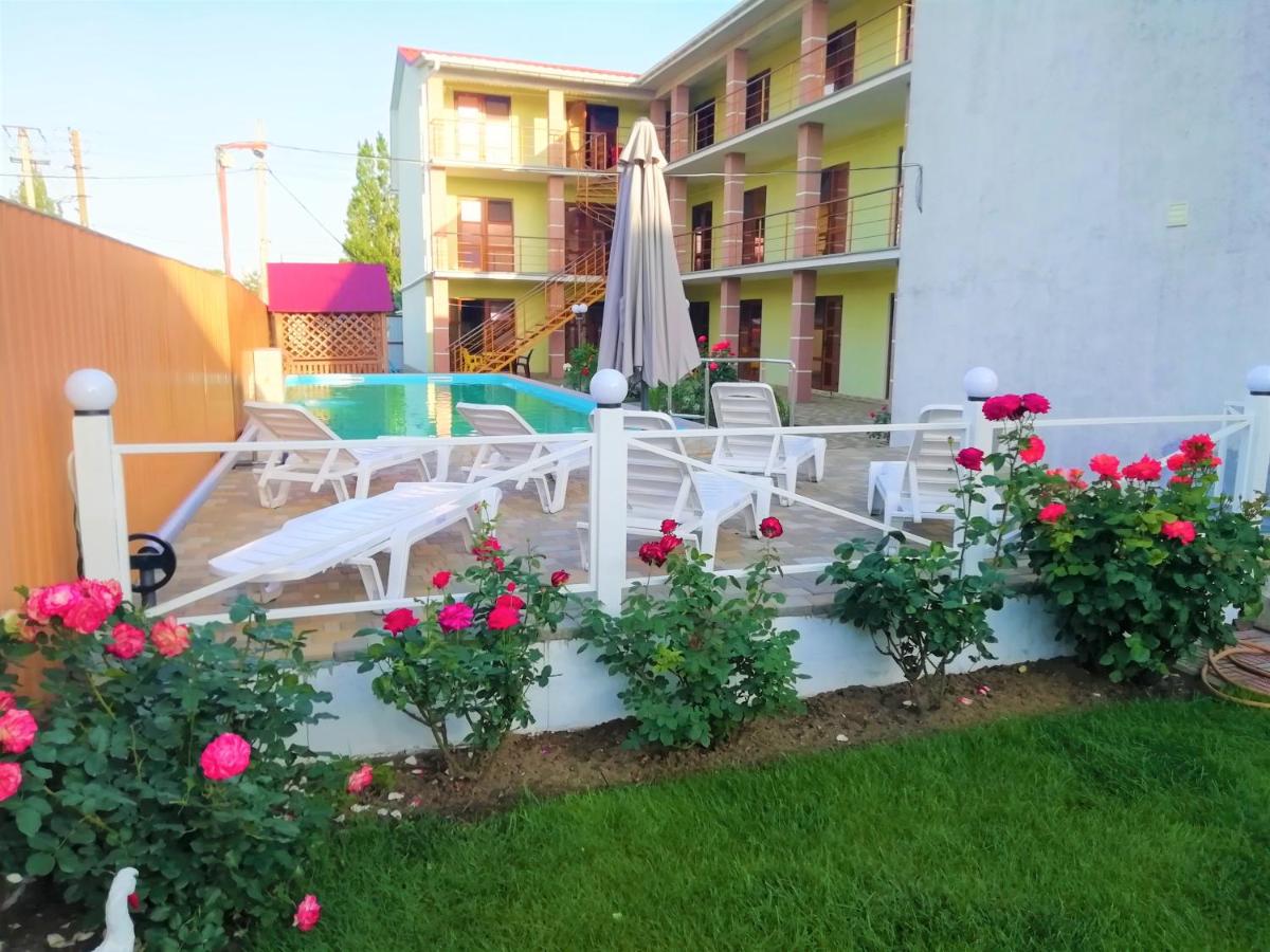 Solnechnaia Dacha - Housity