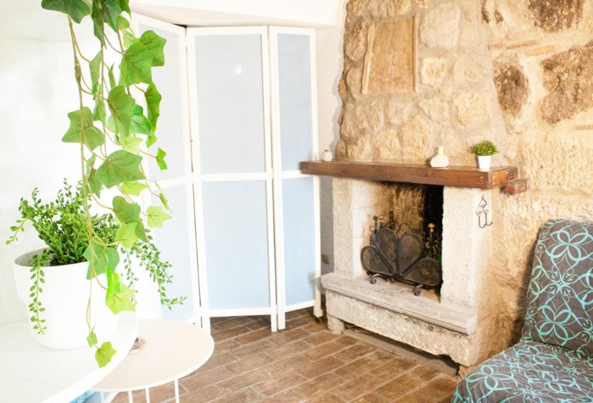 Casa nella roccia - Housity