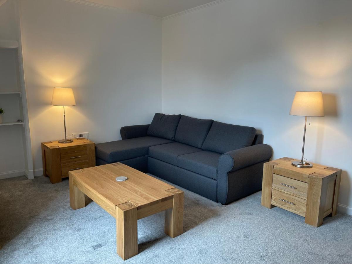 Premier 3 Bed Flat D - Housity