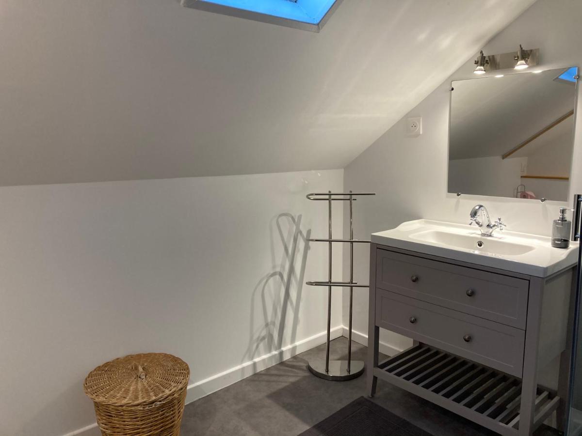 Gîte chaumière château de la Bouchatte - Housity