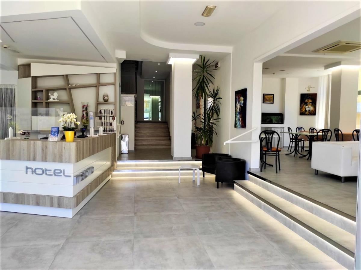 Hotel Madrid - Housity