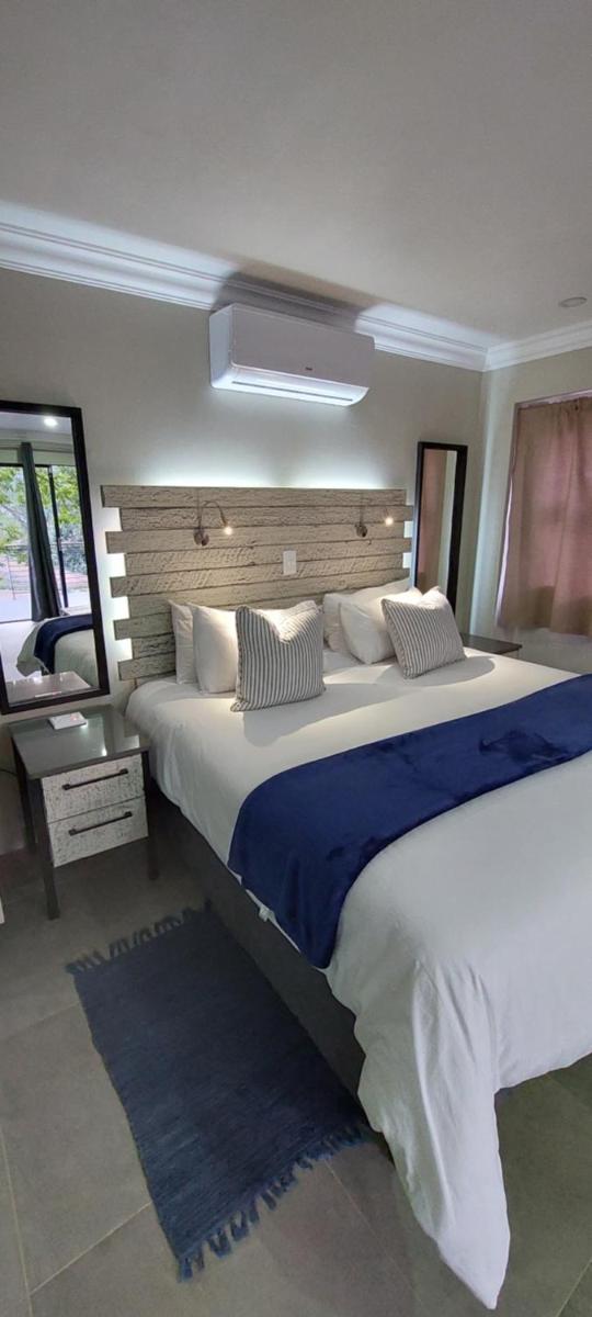 Studio 1 The Studios at Churchill - Hizvo