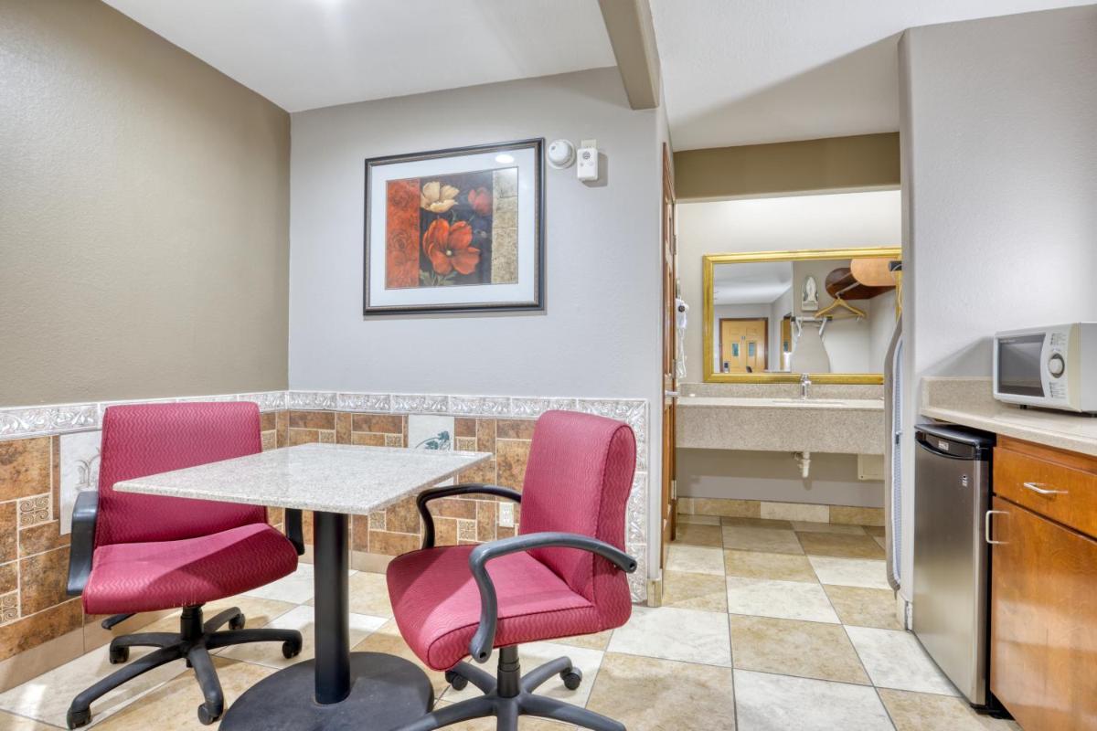 Texas Inn Donna - Housity