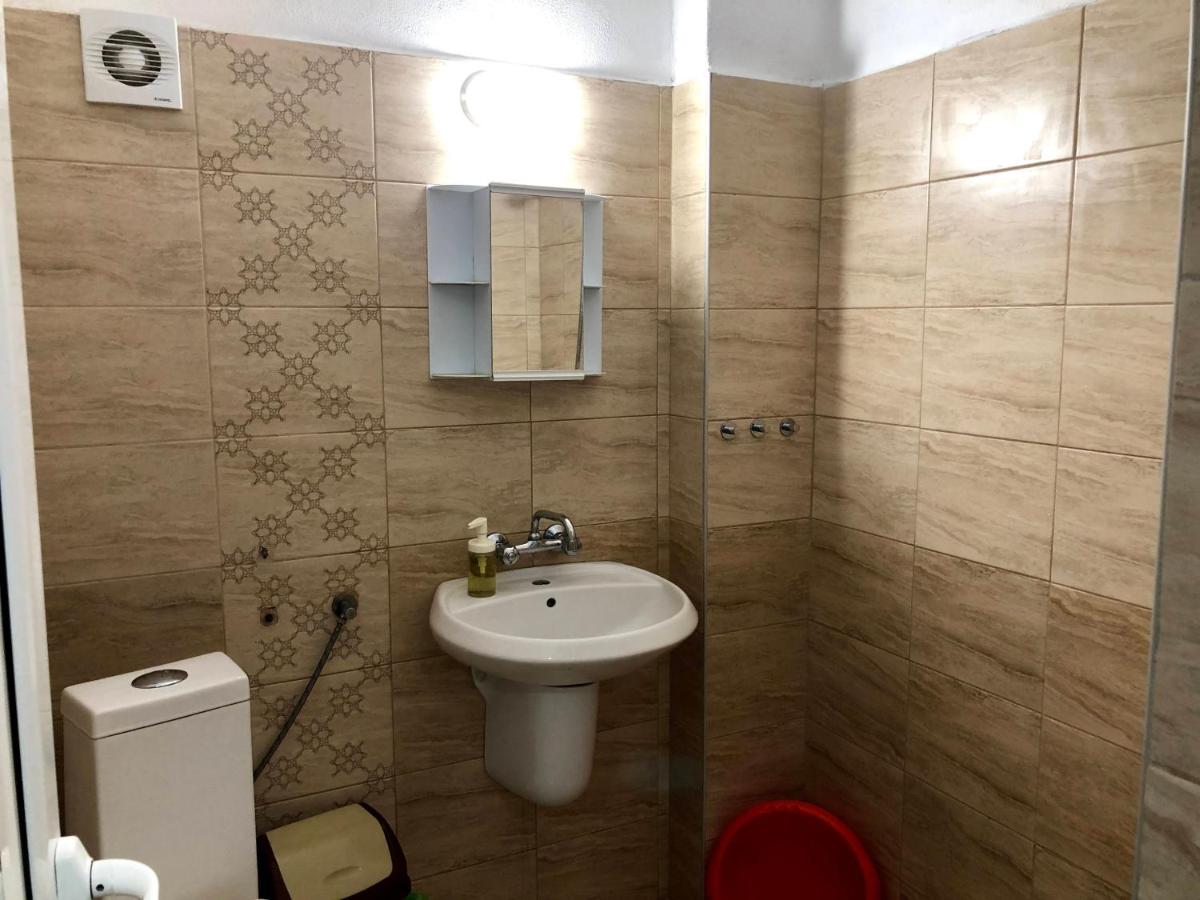 студио S - Housity