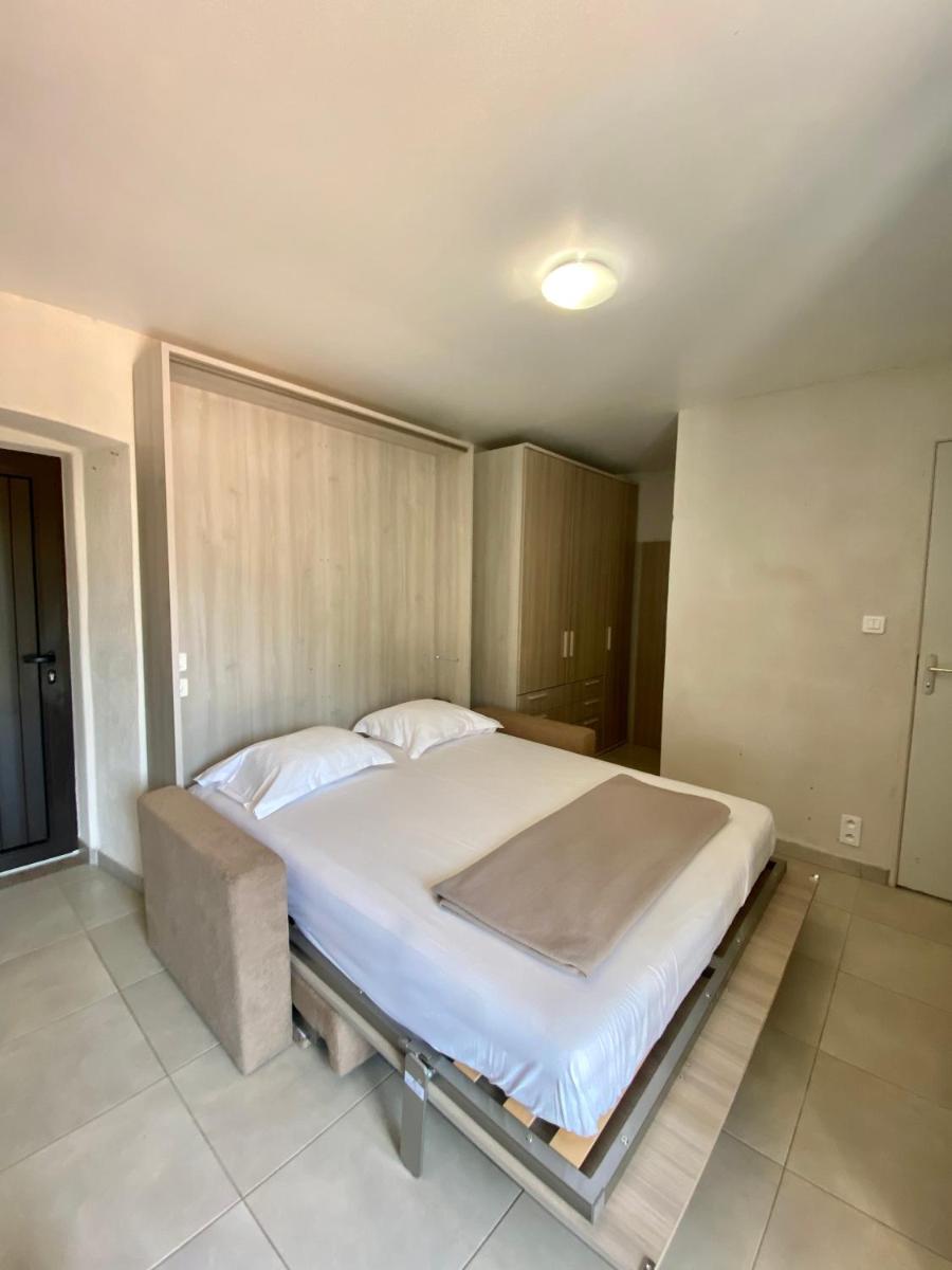 STUDIO TERRASSE VUE MER Clim Wifi Parking - Housity