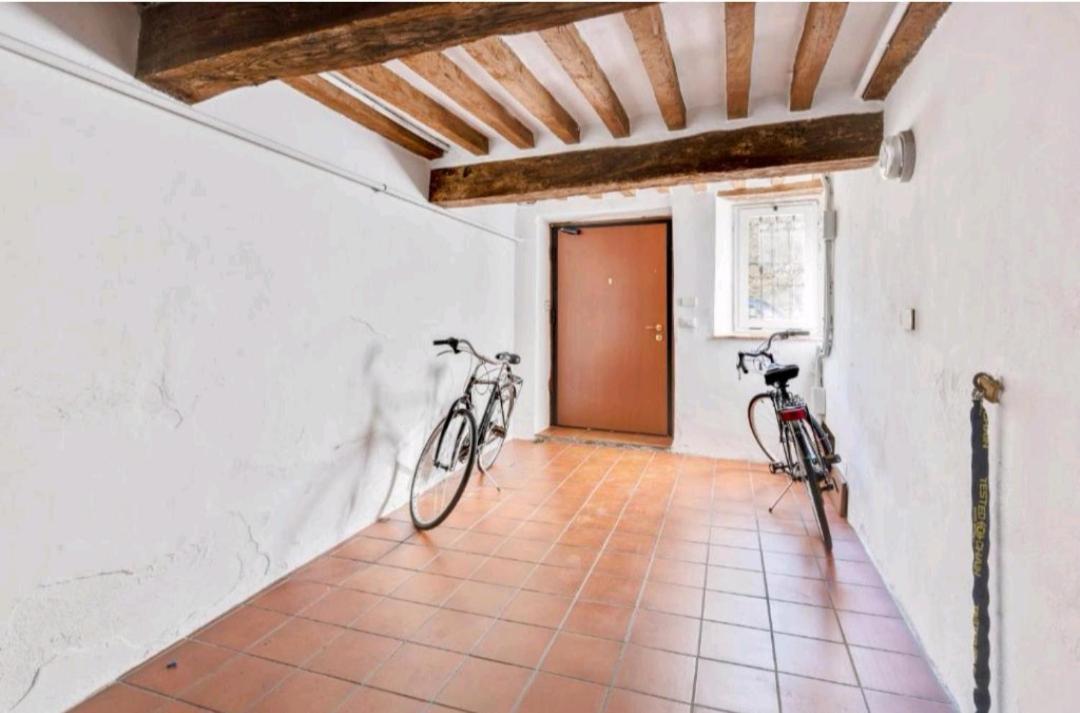 Suitetrails - Parma City Centre with Patio