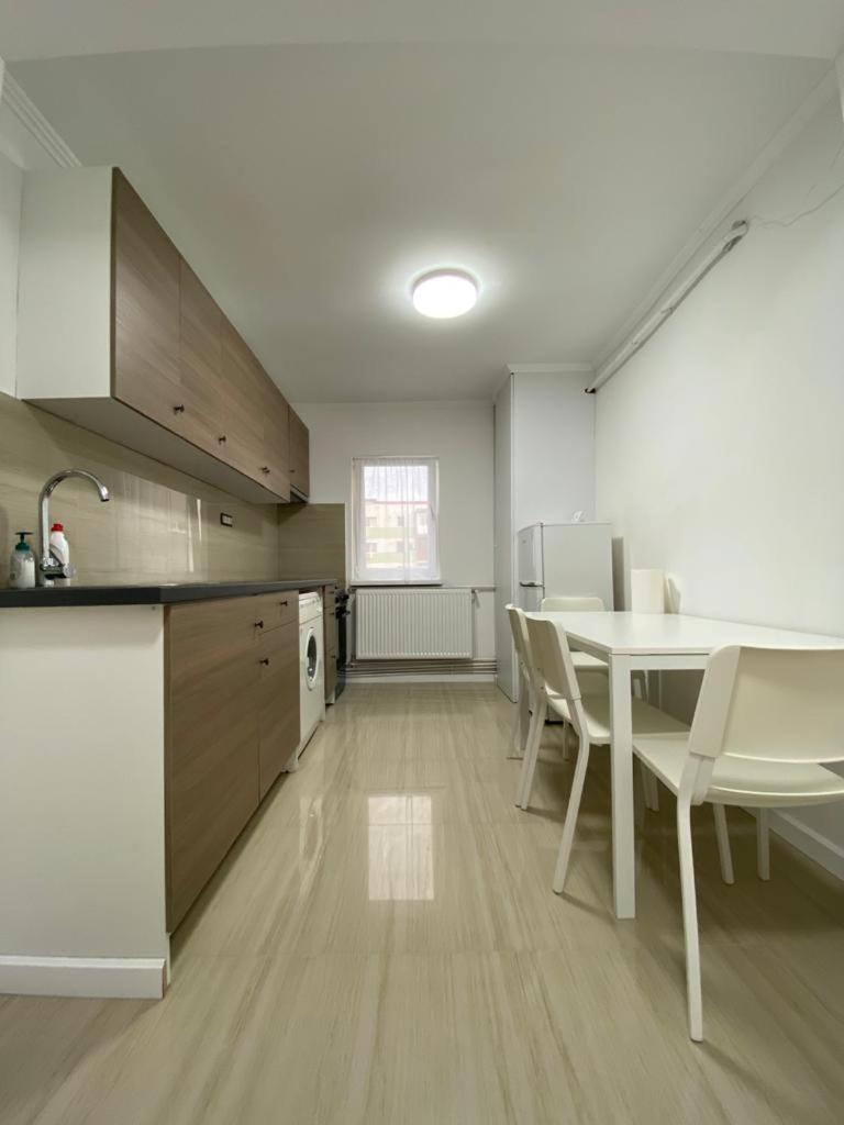 Apartament - Housity