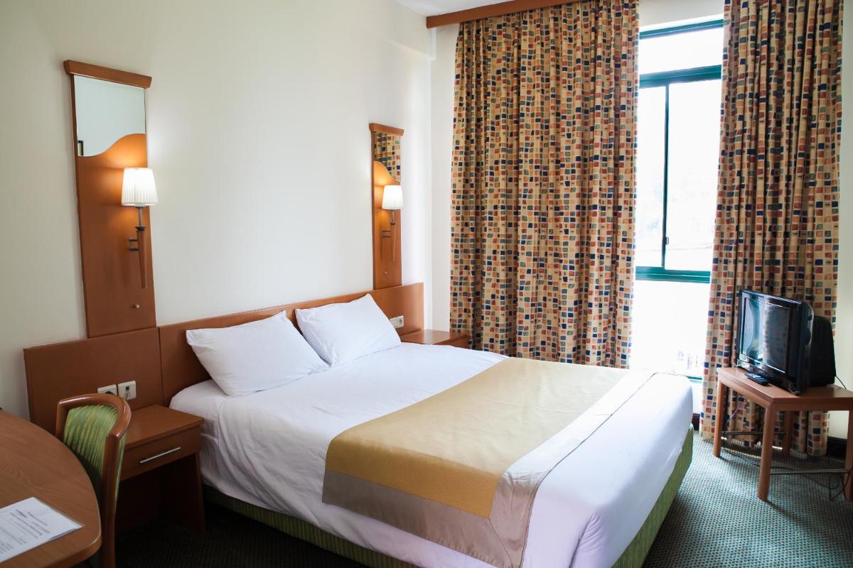 Gorillas City Centre Hotel - Hizvo