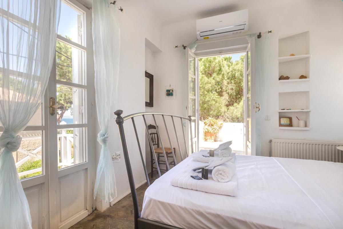 ''Nirvana Seaside'' by the beach - Housity