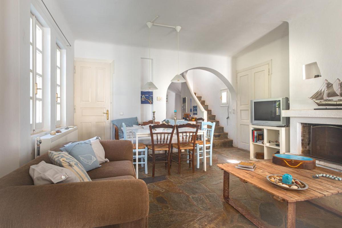 ''Nirvana Seaside'' by the beach - Housity