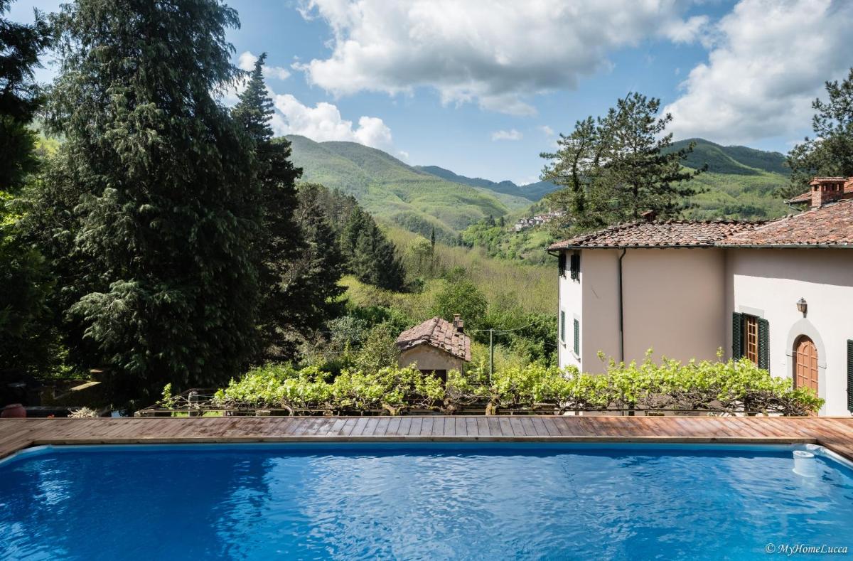Villa Tina with POOL into the nature - Housity