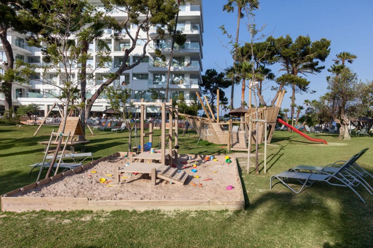 Zona de juegos infantil en Playa Esperanza Resort Affiliated by Meliá
