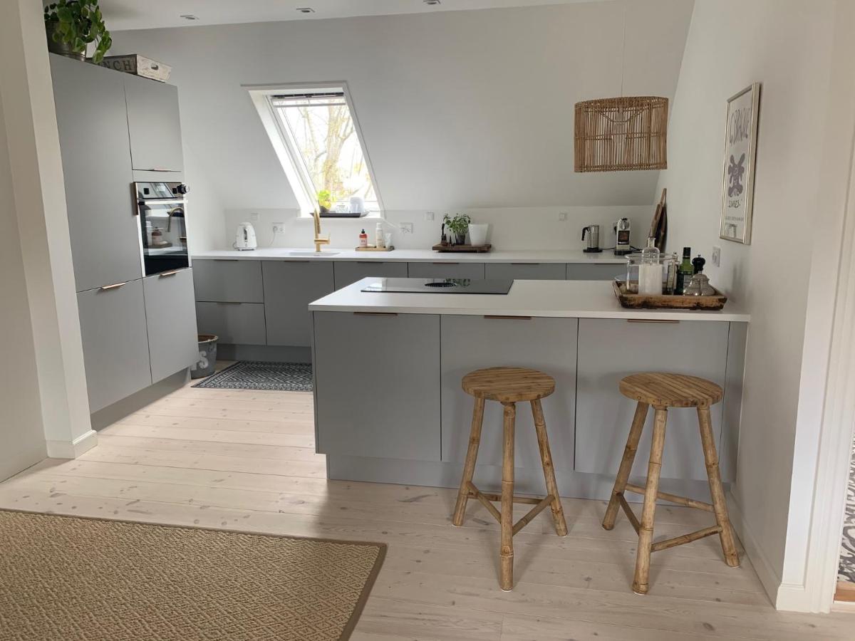 Renovated villa with private garden - Housity