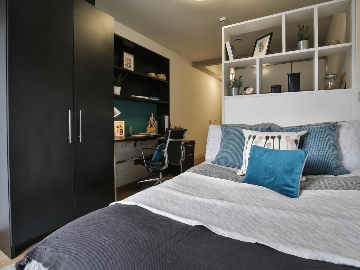 Studio Flat in Prime London Southbank - iQ Bankside - Housity