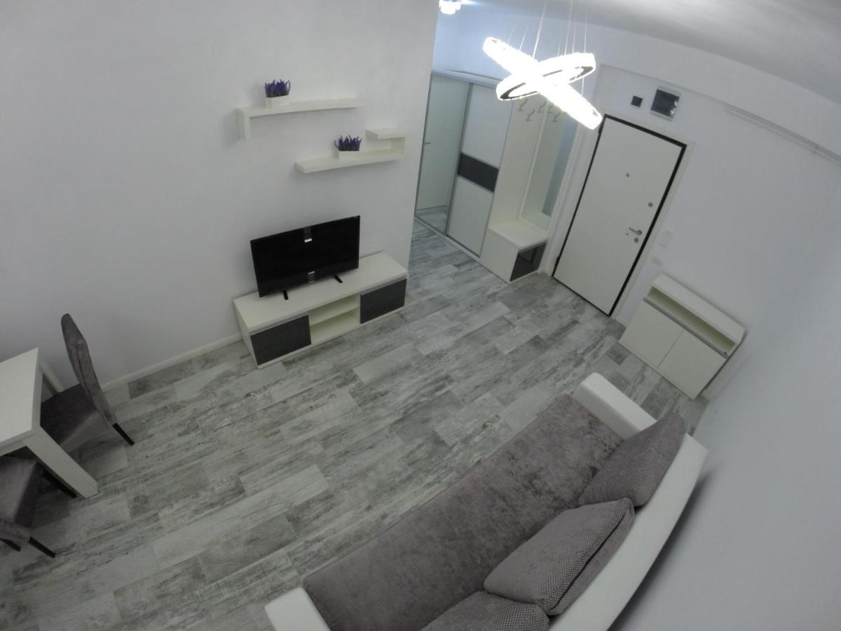 911 Cazare Mamaia - Housity
