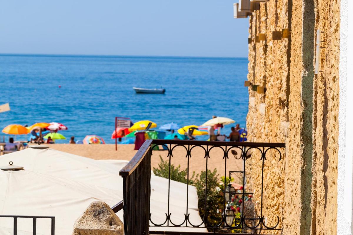 Cool Grey Albufeira - Housity