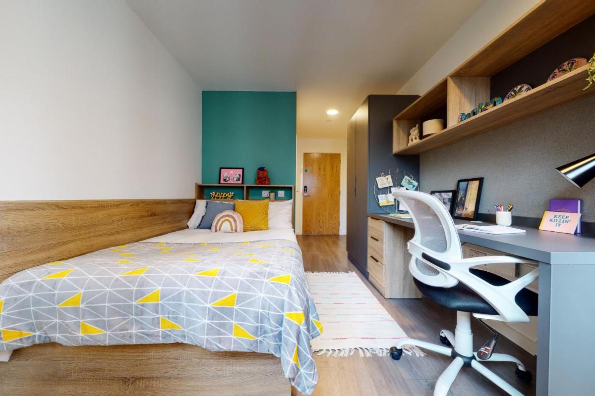 Studios and Cozy Ensuites with Shared Kitchen at Canvas Wembley - Housity