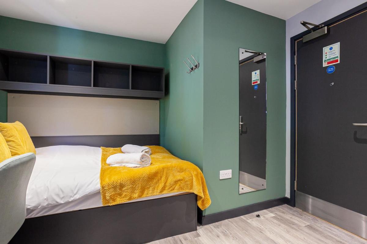 Modern and Trendy Studios at Sherbourne Student Village in Coventry - Housity