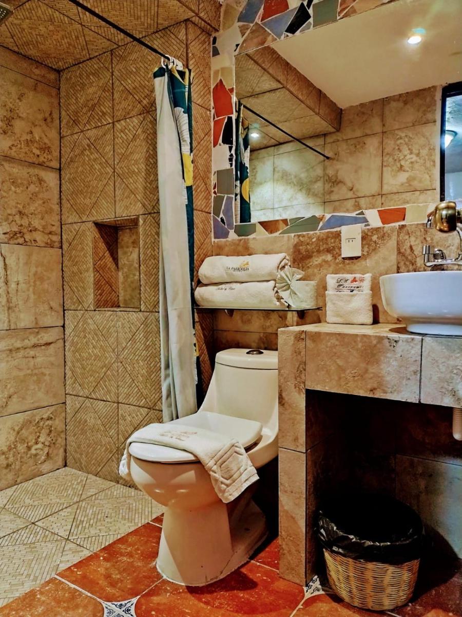 Hotel & Cava La Parroquia - Housity