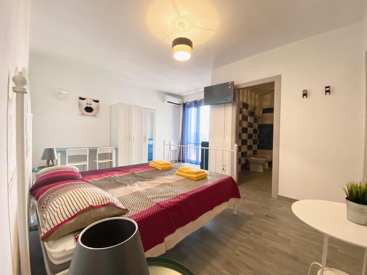 35 Passi dal mare B&B - Housity