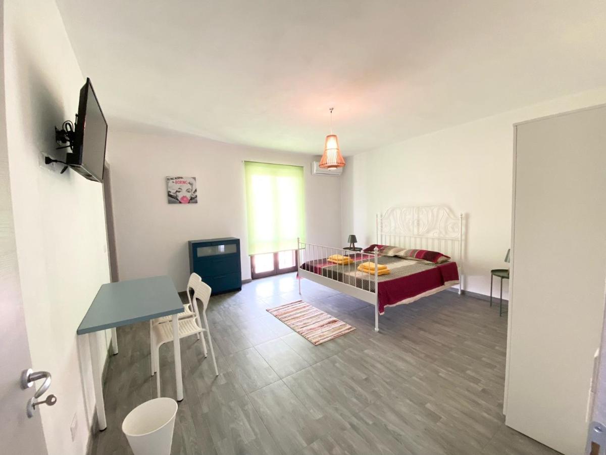 35 Passi dal mare B&B - Housity