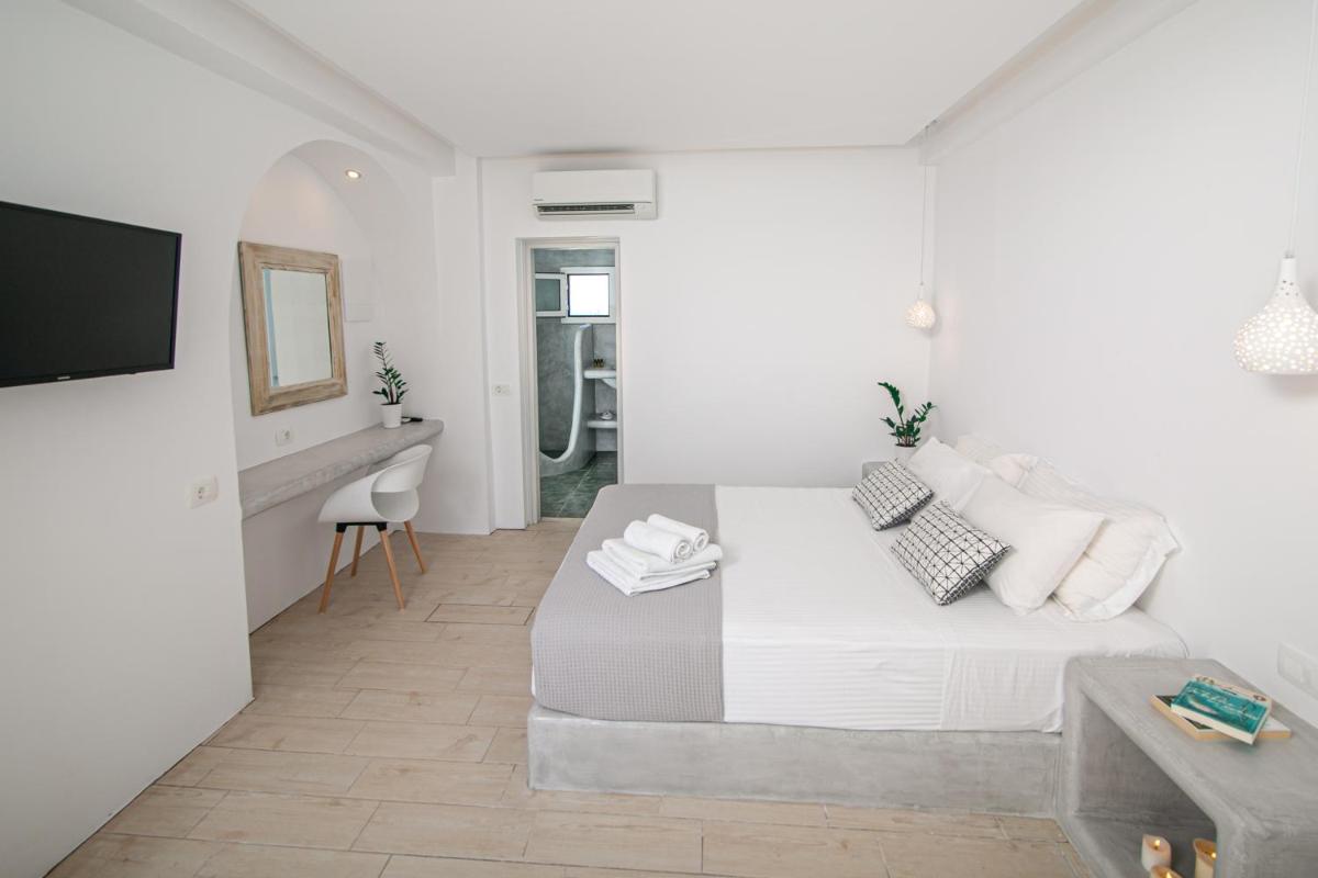 Sensia Luxury Studio with Hot tub - Housity