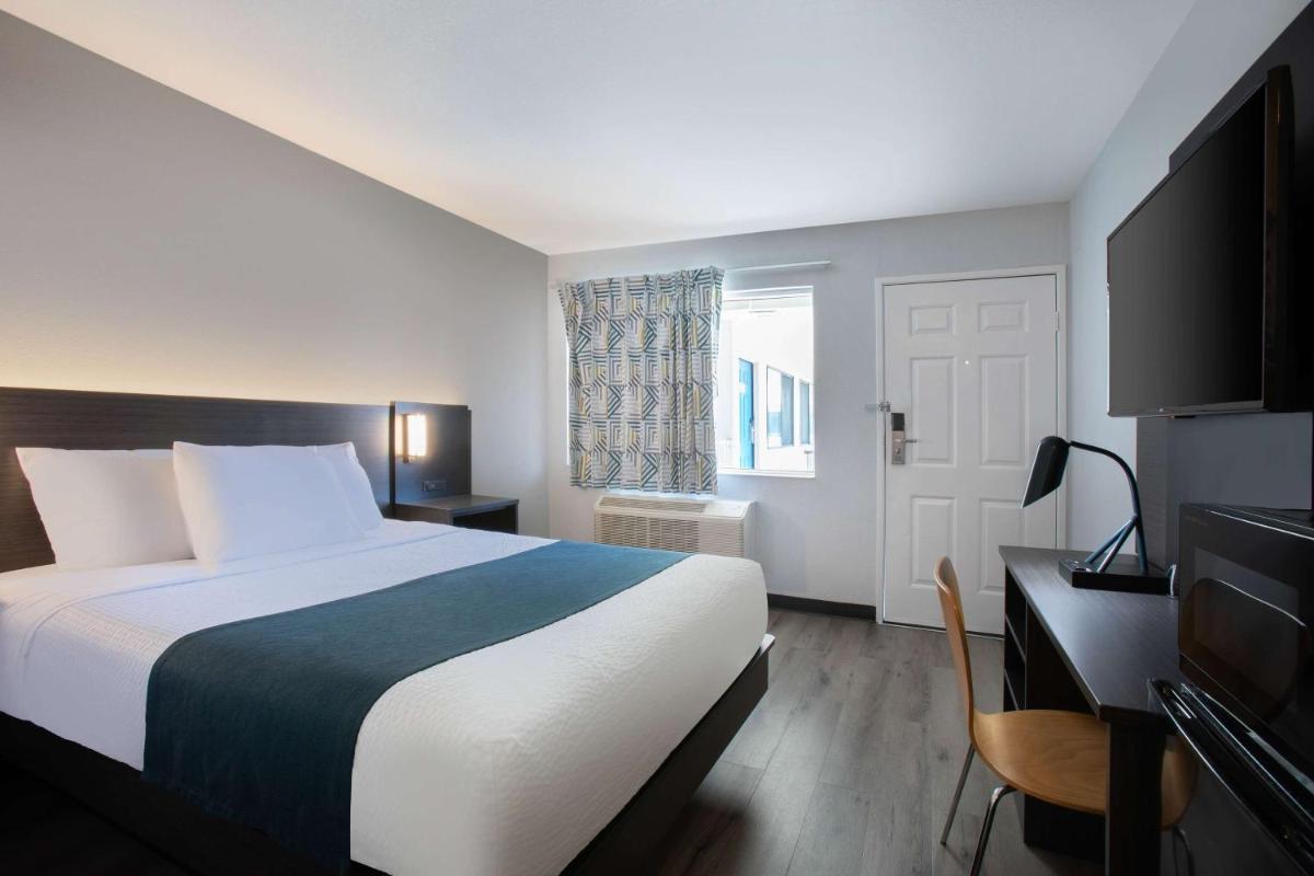 Motel 6-Woodland, CA Sacramento Airport - Housity