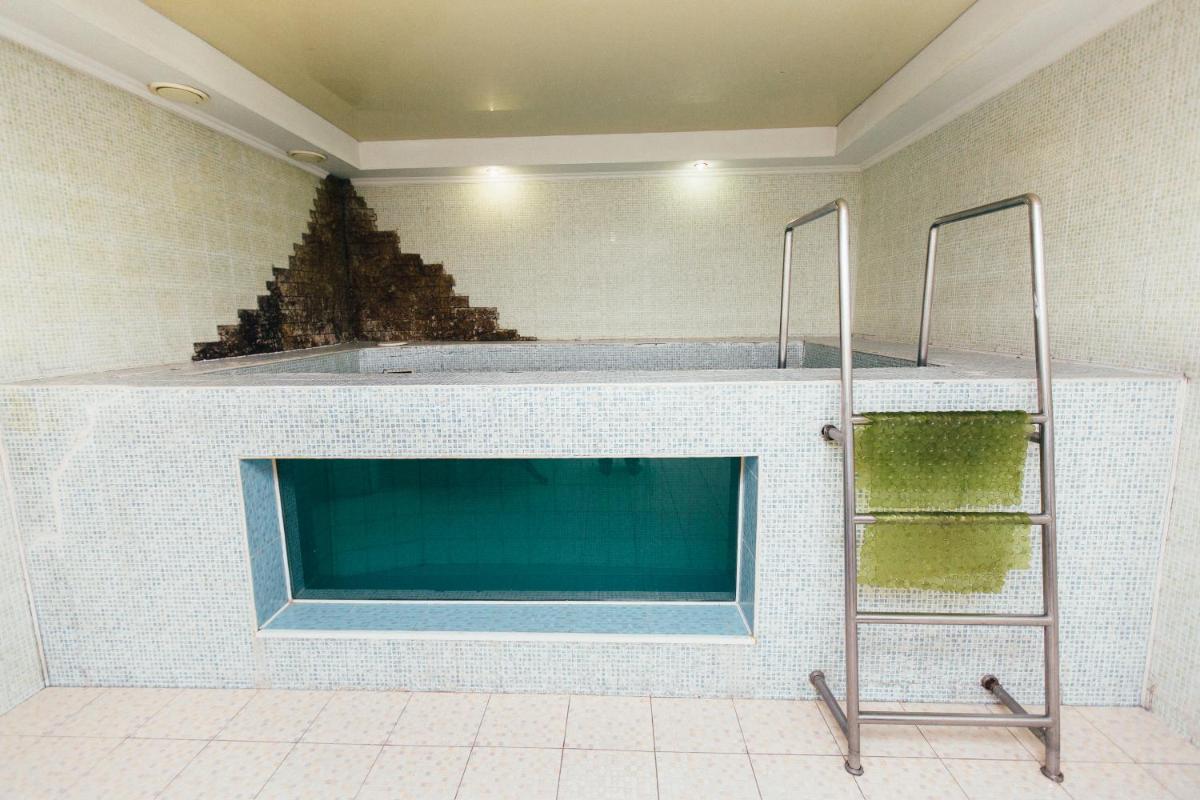 Hotel Pyatiy Element - Housity