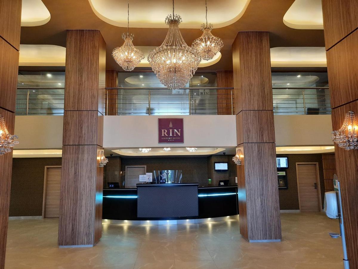 RIN Airport Hotel - Housity