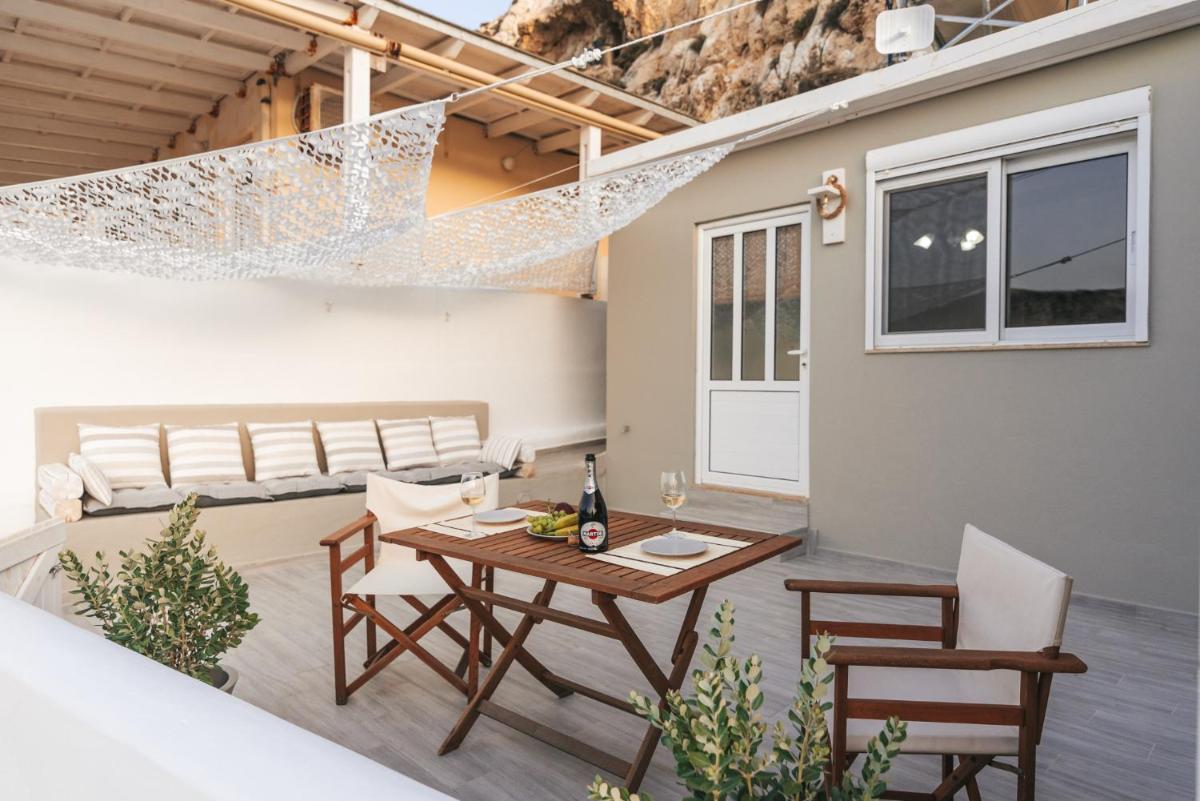 Suitetrails - Nostos Cave Seaview Apartment