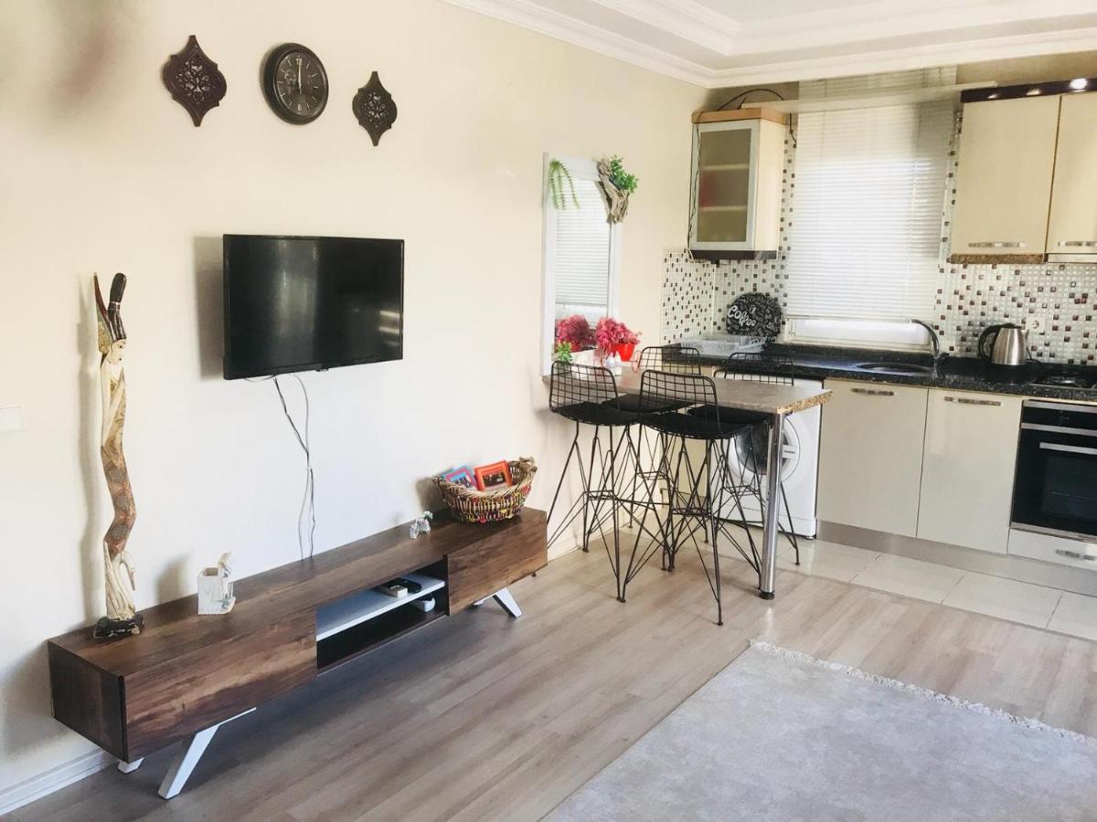 plt homes great home near the whaterfeal and beach cool location - Housity