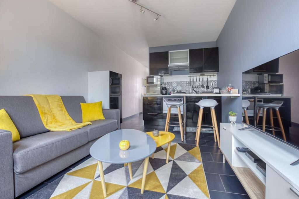 Le Funky - 5' centre ville - Entrée autonome - Bein - Shopping - Wifi - Netflix - Nigloland - Housity
