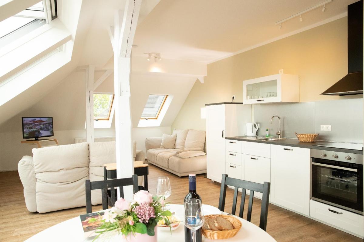Ferienwohnung Schlossblick - Housity