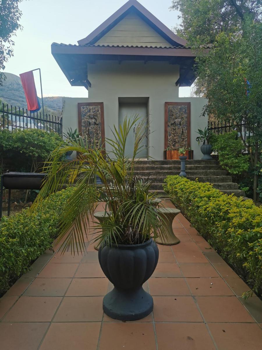 Harties Honeymoon Suite - Housity